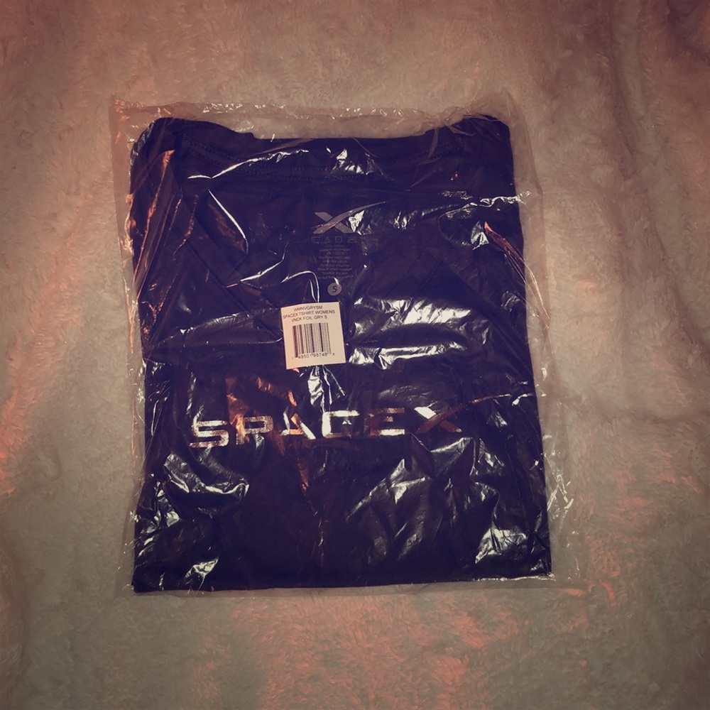 spaceX t-shirt
